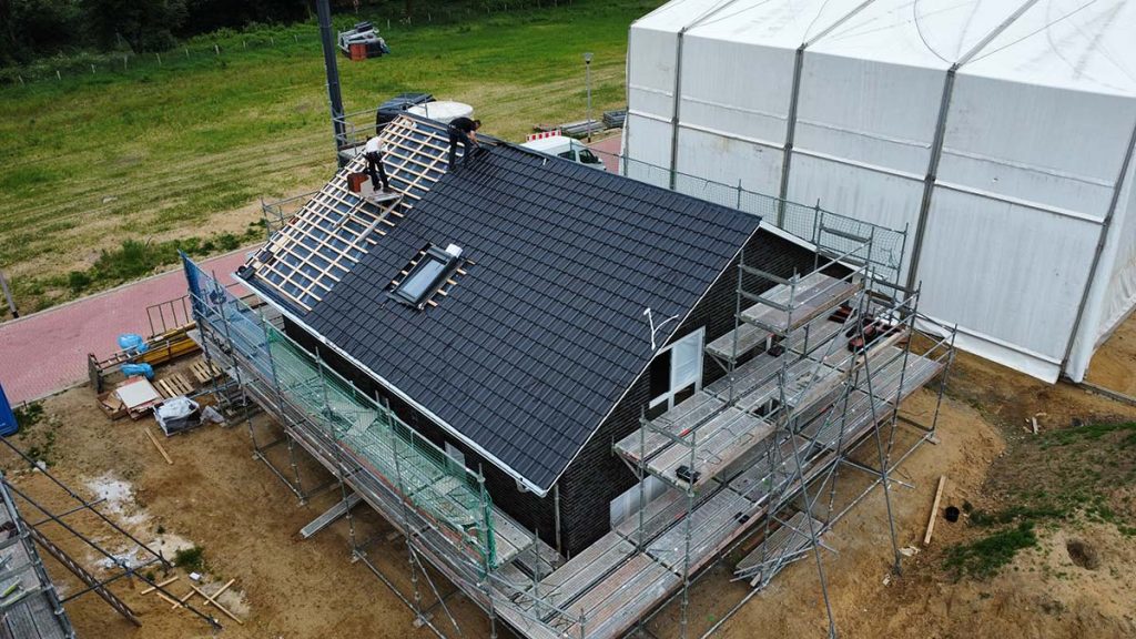 Luftaufnahme von hinten